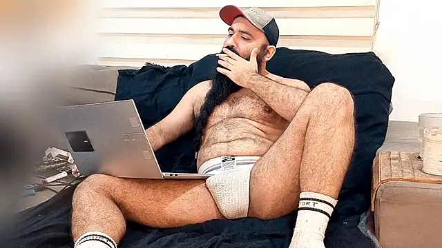 Snapshot of Barba_Negra_Fumador chatting on 5, 7, 2026 Barba Negra Fumador online show from 5, 7, 2026