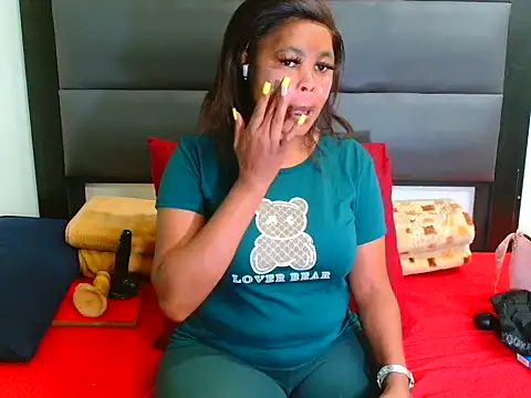 Snapshot of SpicyKittyxxx chatting on 9, 4, 2026 SpicyKittyxxx online show from 9, 4, 2026