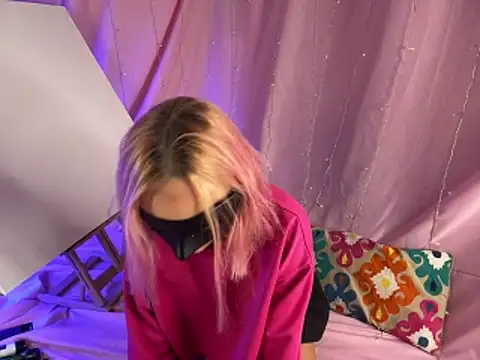 Snapshot of LunVision chatting on 16, 3, 2026 LunVision online show from 16, 3, 2026