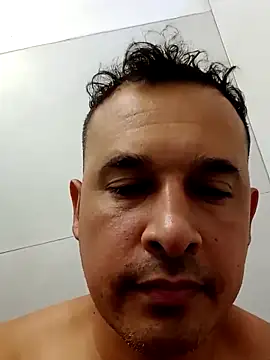 Ezehombre online show from 18, 3, 2026