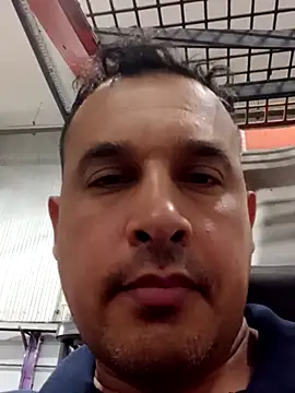 Ezehombre online show from 19, 3, 2026