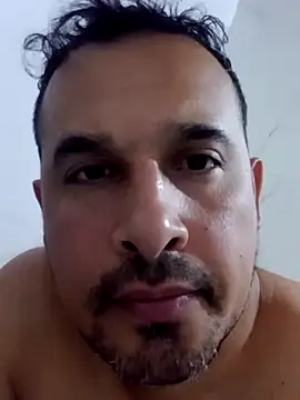 Ezehombre online show from 13, 4, 2026