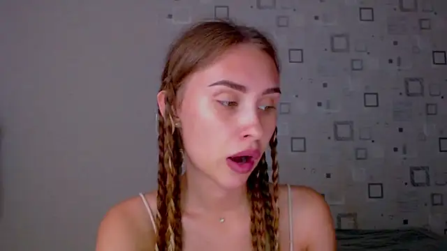 yourameliaa online show from 18, 6, 2026