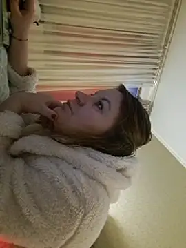 LaraHarper online show from 14, 3, 2026