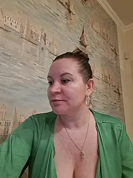 LaraHarper online show from 16, 4, 2026