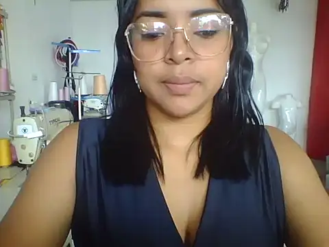 Babyfull lips online show from 3, 3, 2026