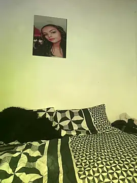 hot-valery online show from 28, 3, 2026