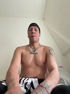 Snapshot of TitanNoir chatting on 23, 3, 2026 TitanNoir online show from 23, 3, 2026