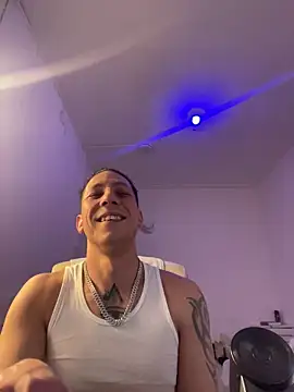 Snapshot of TitanNoir chatting on 25, 3, 2026 TitanNoir online show from 25, 3, 2026