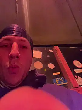 Snapshot of TitanNoir chatting on 28, 3, 2026 TitanNoir online show from 28, 3, 2026