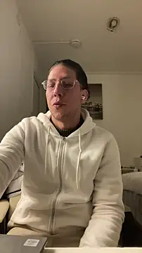 Snapshot of TitanNoir chatting on 10, 4, 2026 TitanNoir online show from 10, 4, 2026