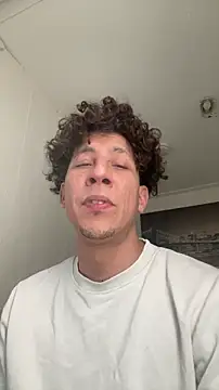 Snapshot of TitanNoir chatting on 14, 4, 2026 TitanNoir online show from 14, 4, 2026