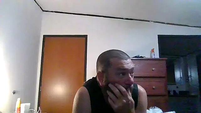 Snapshot of Beaededpainter chatting on 2, 7, 2026 Beaededpainter online show from 2, 7, 2026
