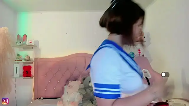 Zoe Luxxe  online show from 7, 3, 2026