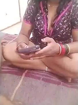 kavita-bhabhi-chut online show from 28, 3, 2026