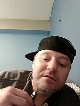 yoursextoy83 online show from 12, 3, 2026