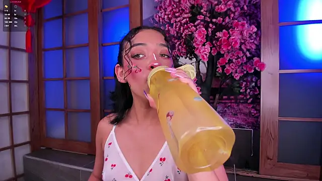 foxy hannah online show from 28, 4, 2026