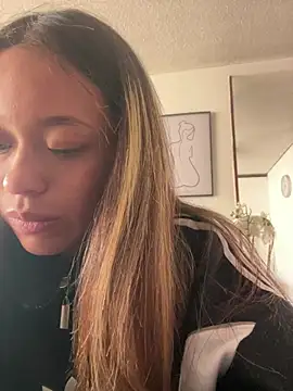 Baby Pink Love online show from 13, 4, 2026