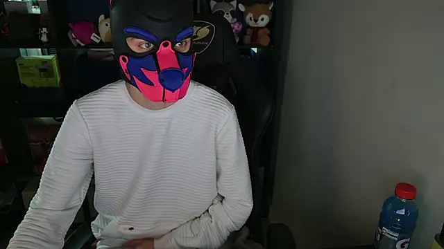 Snapshot of MellPUP chatting on 5, 4, 2026 MellPUP online show from 5, 4, 2026