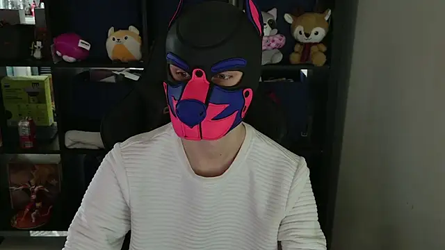 Snapshot of MellPUP chatting on 14, 4, 2026 MellPUP online show from 14, 4, 2026