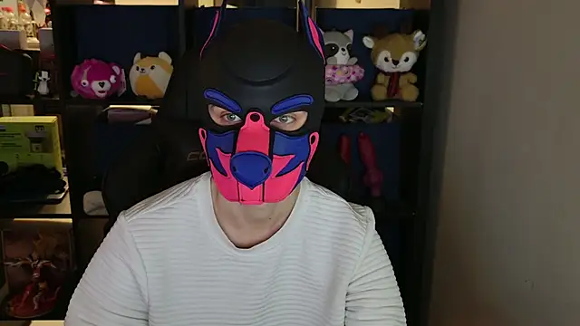 Snapshot of MellPUP chatting on 15, 4, 2026 MellPUP online show from 15, 4, 2026