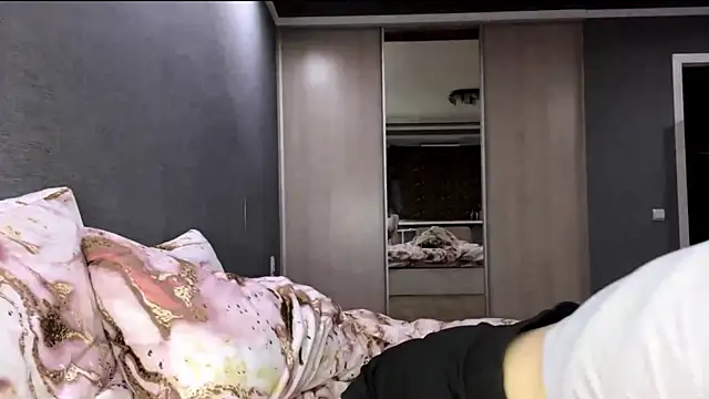 HousedMud online show from 6, 4, 2026