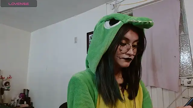 naomi unu online show from 13, 6, 2026