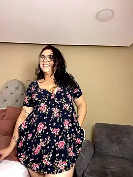 Snapshot of AlmaraRouge chatting on 21, 5, 2026 AlmaraRouge online show from 21, 5, 2026