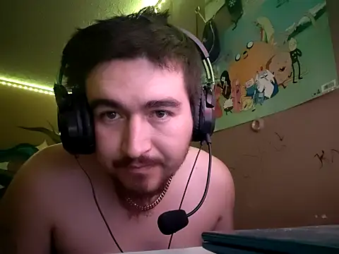 XSnowFlakeX15 online show from 13, 5, 2026