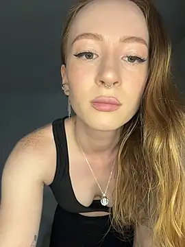 Little Candy 18 online show from 30, 7, 2026