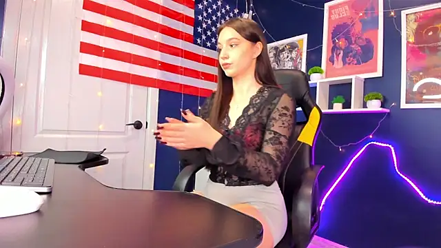 Katy waves online show from 10, 3, 2026