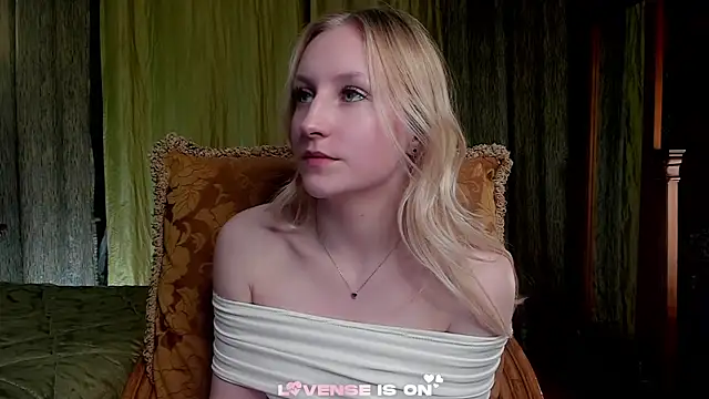 CatarinaGulla online show from 18, 4, 2026