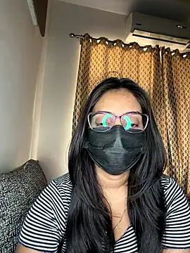 Snapshot of nikki_catz chatting on 10, 5, 2026 nikki catz online show from 10, 5, 2026