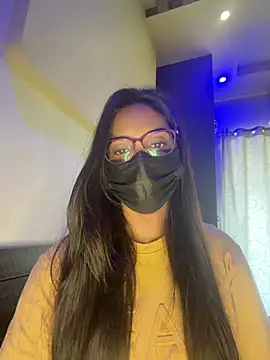 Snapshot of nikki_catz chatting on 25, 5, 2026 nikki catz online show from 25, 5, 2026