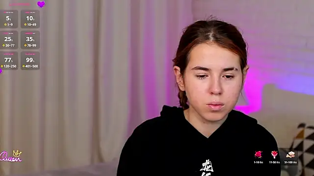 Snapshot of Jenny__fox chatting on 4, 3, 2026 Jenny fox online show from 4, 3, 2026