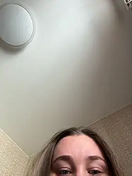 sweetie El online show from 9, 3, 2026