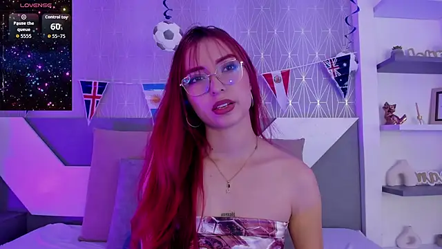 Snapshot of Ashleey_Vega chatting on 7, 7, 2026 Ashleey Vega online show from 7, 7, 2026