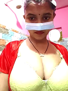 Snapshot of Sexy_Sonniyaa chatting on 3, 8, 2026 Sexy Sonniyaa online show from 3, 8, 2026