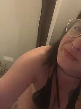 Xlilli69X online show from 18, 4, 2026