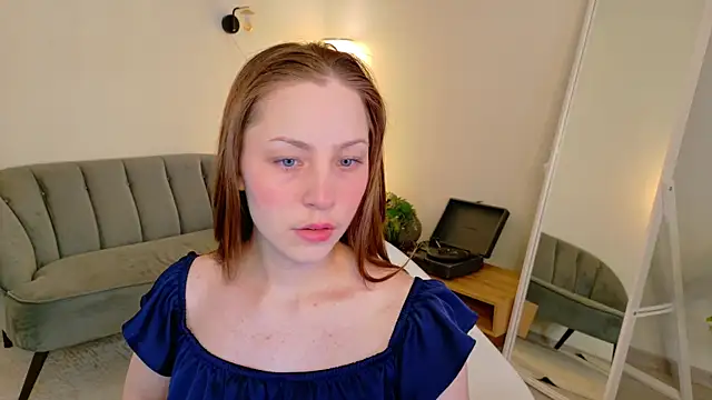 Snapshot of I_m_Regina chatting on 20, 7, 2026 I m Regina online show from 20, 7, 2026