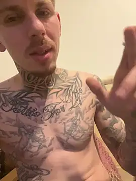 Snapshot of Antonio1998F chatting on 3, 3, 2026 Antonio1998F online show from 3, 3, 2026