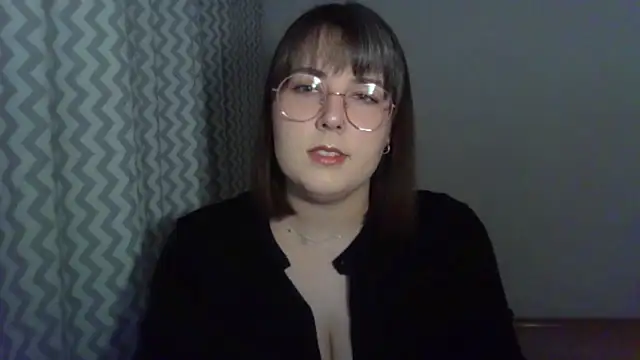 ClaraHard online show from 6, 3, 2026