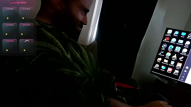 Snapshot of CirclingClass chatting on 17, 9, 2025 CirclingClass online show from 17, 9, 2025