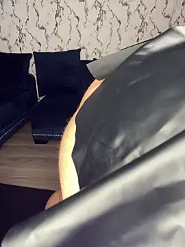 Lunaliaa  online show from 5, 6, 2026
