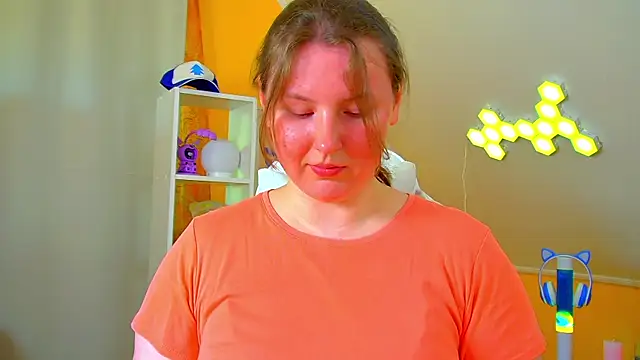 MelodyMoores online show from 22, 6, 2026