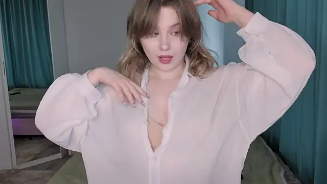 Snapshot of JennyHardy chatting on 28, 7, 2026 JennyHardy online show from 28, 7, 2026