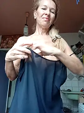 ViktoriaSexi1 online show from 2, 4, 2026