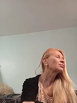 ViktoriaSexi1 online show from 18, 4, 2026