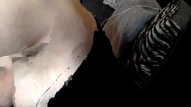 CurvyCatx online show from 11, 3, 2026