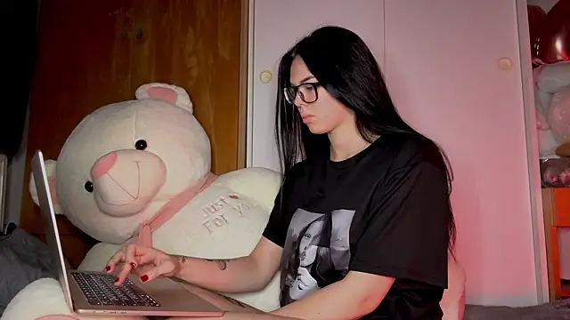 FloppingPrimary online show from 17, 3, 2026